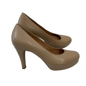 NURTURE Womens Beige Leather Upper Heel Pumps SZ 7.5 Comfy Classic